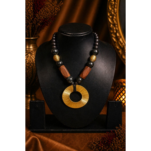 Celebrate the timeless beauty of Tribal Dokra jewelry, one of India’s oldest metal craft traditions, with this exquisite handcrafted brass and copper necklace. Created using the ancient lost-wax casting technique, every piece carries the soul of skilled t Celebrate the timeless beauty of Tribal Dokra jewelry, one of India’s oldest metal craft traditions, with this exquisite handcrafted brass and copper necklace. Created using the ancient lost-wax casting technique, every piece carries the soul of skilled t