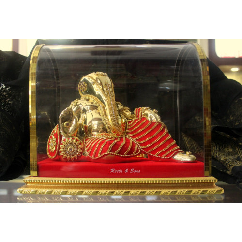 Ganesha Resting Golden and Red Ganesha Resting Golden and Red