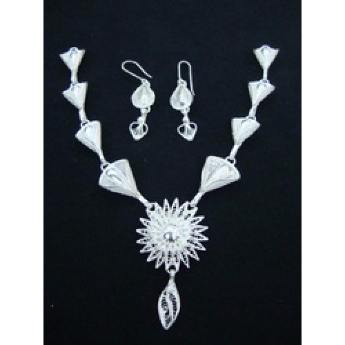 Necklace 8699159