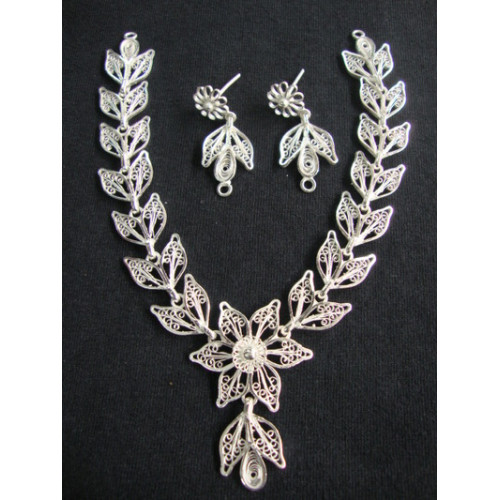 ShortOdissi Necklace Set 5945552