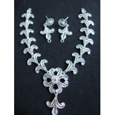 ShortOdissi Necklace Set 7999327