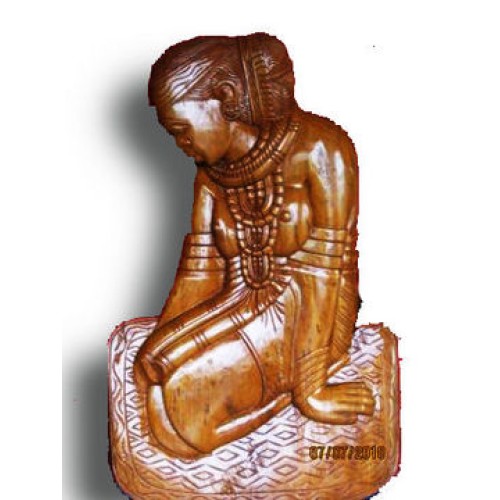 Tribal Lady Figurine 2